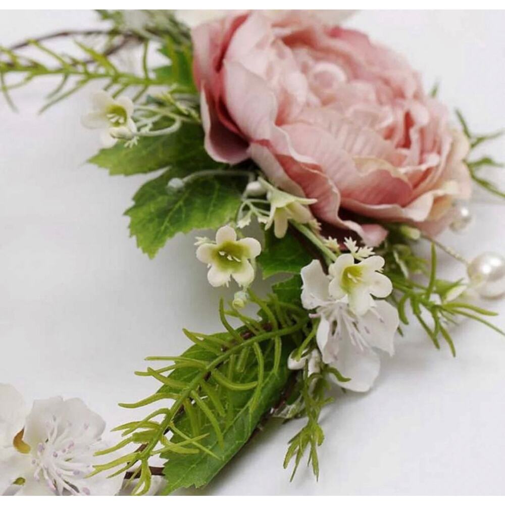 Handmade Lovely Floral Tiara - Picture 2 of 4